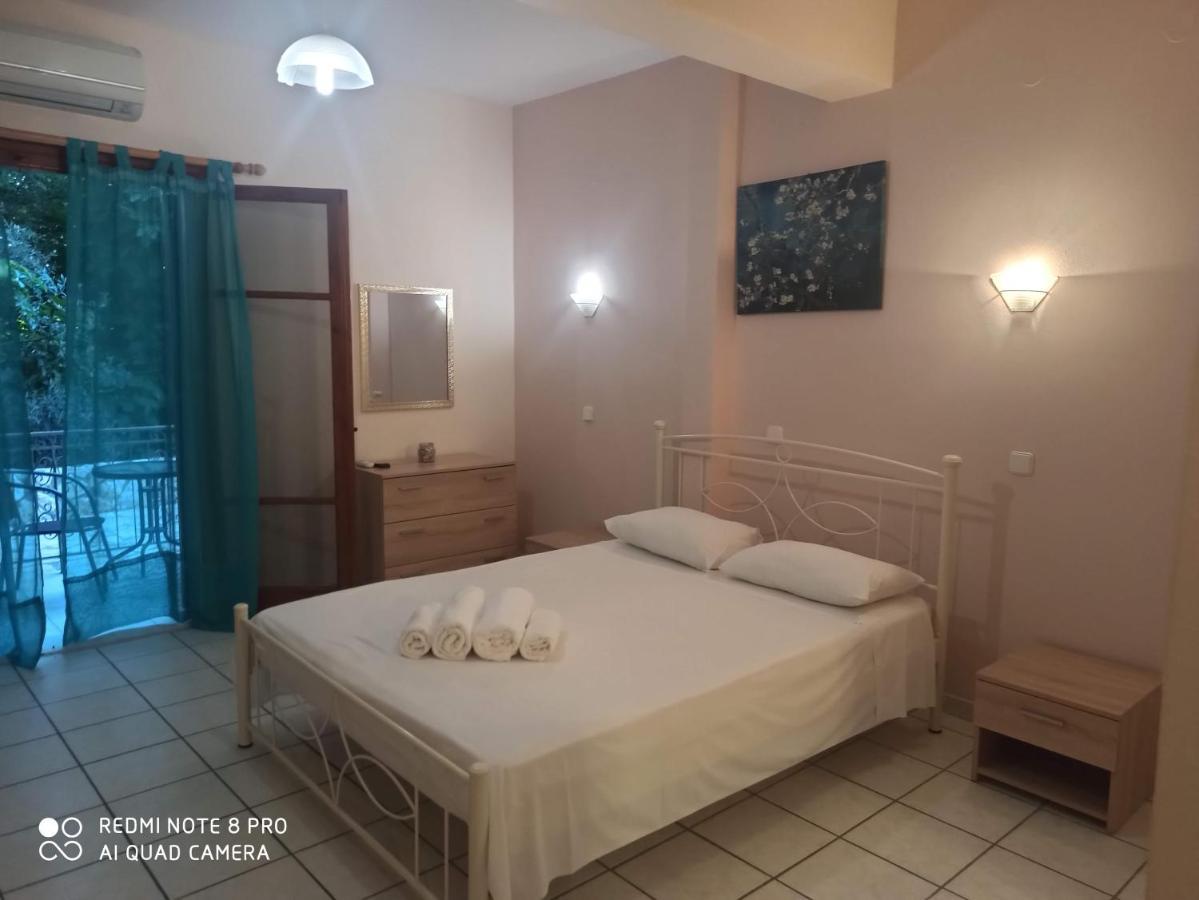 Erminia Studios Mousata Екстериор снимка