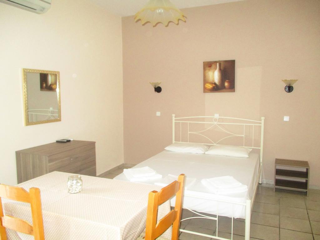 Erminia Studios Mousata Екстериор снимка